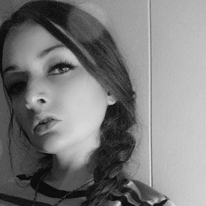 Meet your Posher, Zoe